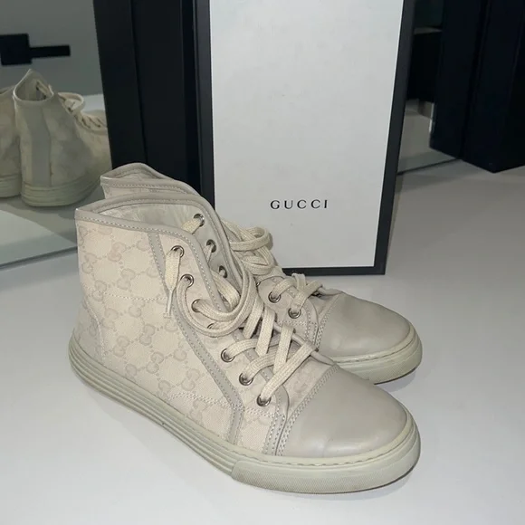 Gucci high tops beige Gucci Beige GG Canvas High-Top Sneakers - size 39  main image 2